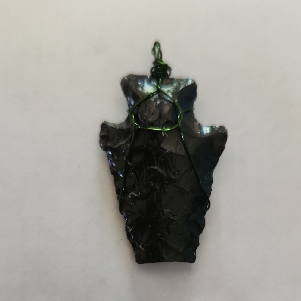 Handcrafted Arrowhead Native American Pendant - image 1